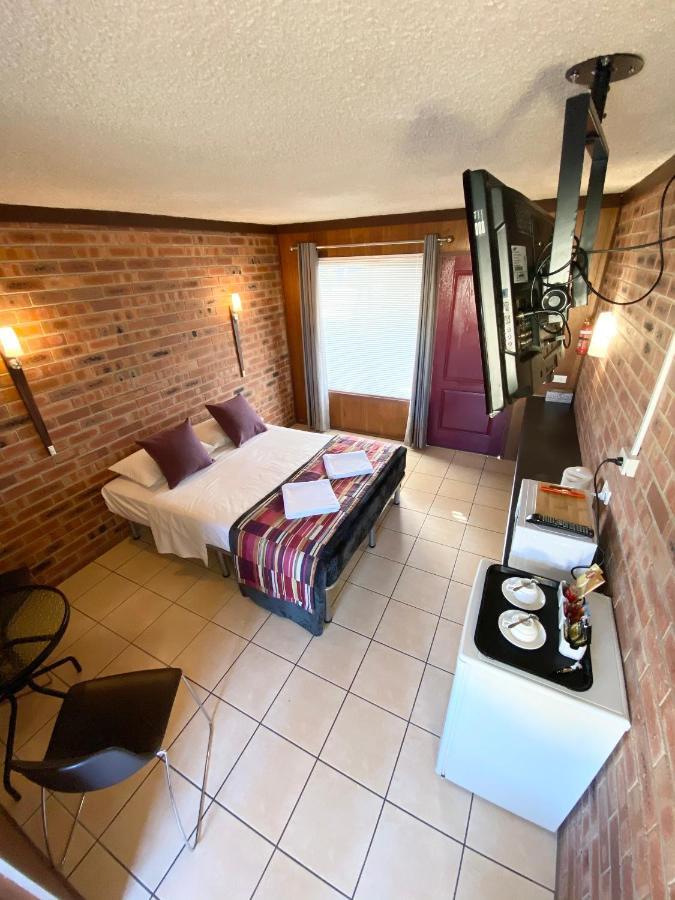 Proserpine Motor Lodge Dış mekan fotoğraf