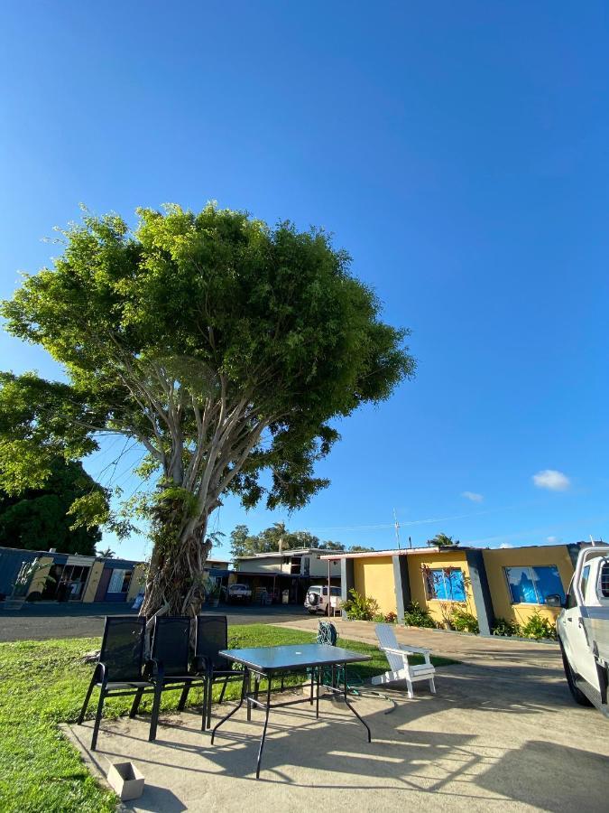 Proserpine Motor Lodge Dış mekan fotoğraf