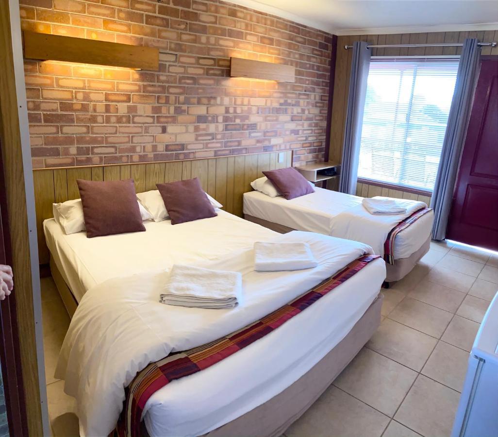 Proserpine Motor Lodge Dış mekan fotoğraf