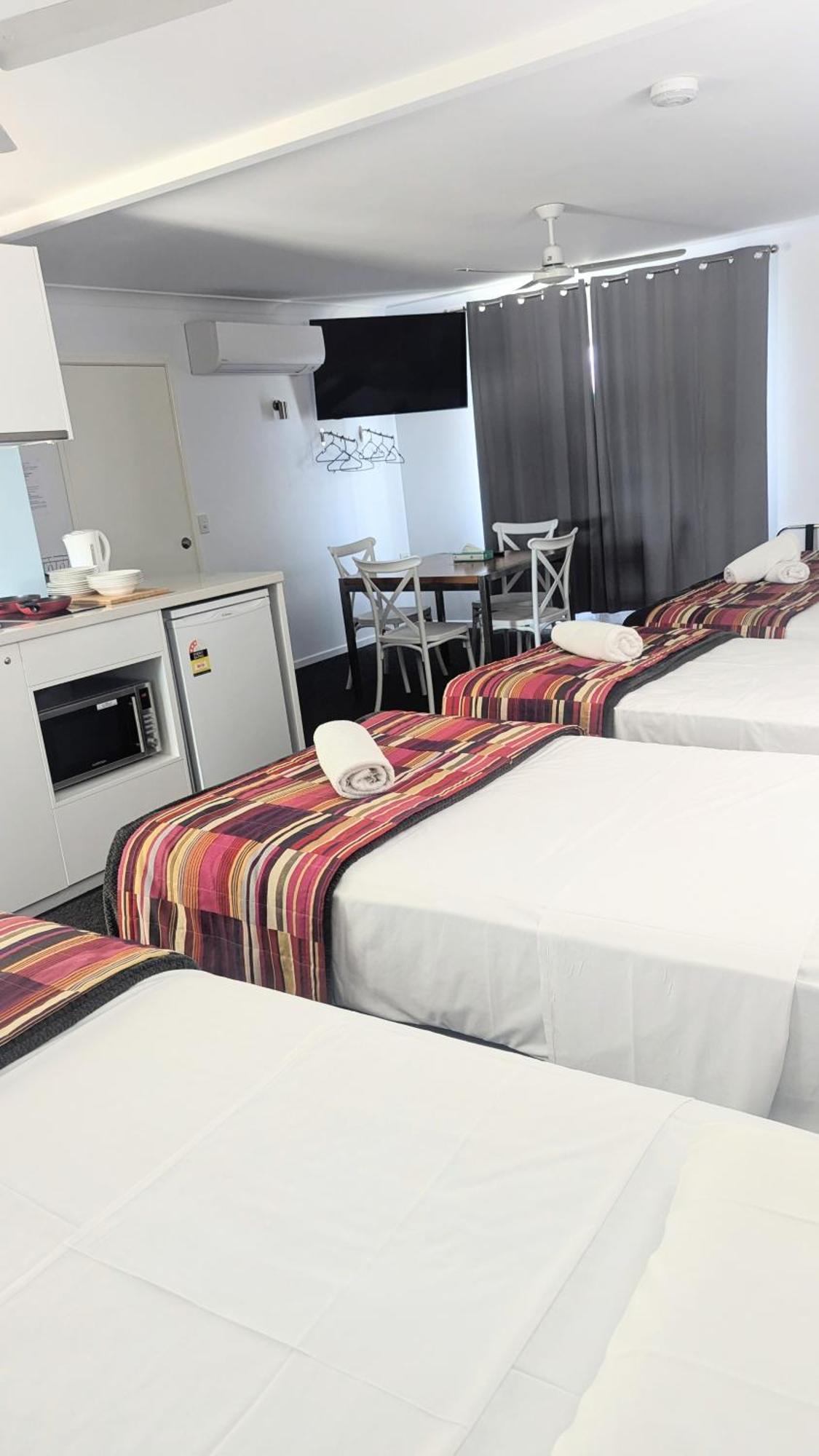 Proserpine Motor Lodge Dış mekan fotoğraf